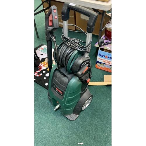 200 - BOSCH ADVANCED AQUATAK 140 PRESSURE WASHER WITH LANCE/HOSE