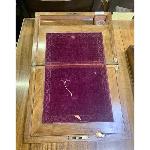 400 - VICTORIAN MAHOGANY WRITING SLOPE WITH GLASS INKWELL, BRASS FITTINGS/ESCUTCHEON ETC.