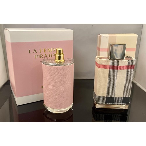 55 - BOXED BURBERRY EAU DE PARFUM 100 ML (SPRITZER FAULT) TOGETHER WITH LA FEMME PRADA EAU DE TOILETTE - ... 