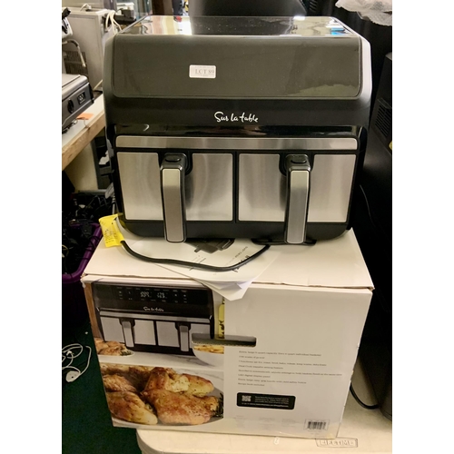 89 - BOXED SUR LA TABLE DUAL BASKET AIR FRYER - 7.57L