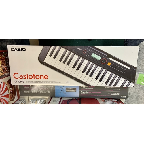 225 - BOXED CASIO CASIOTONE CT-S195 DIGITAL KEYBOARD WITH STAND