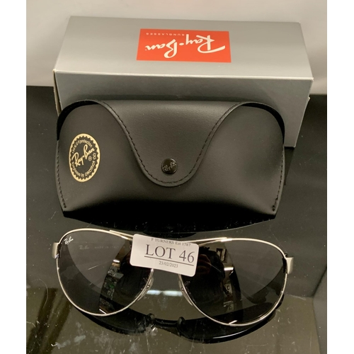 46 - BOXED PAIR OF RAYBAN SUNGLASSES - RB3386 - SILVER RIMMED AVIATOR STYLE - OUTER AND INNER BOXES