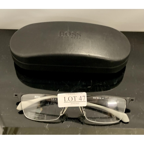 47 - PAIR OF HUGO BOSS SPECTACLE FRAMES - BOSS1080 - SILLICONE STYLE ARMS - WITH CASE