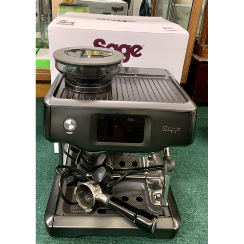 104 - BOXED SAGE THE BARRISTA TOUCH -SES880BSS - ERROR CODE