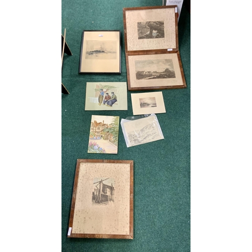 259 - A COLLECTION OF PICTURES INCL. 5X ETCHINGS INCL F E BURRIDGE, 2X WATER COLOURS AND 2X PENCIL SKETCHE... 