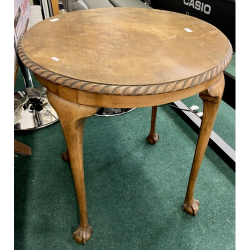 262 - MAHOGANY antique circular occasional table -gadrooned edge with ball and claw feet D: 70cms