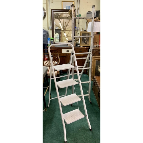 268 - WHITE METAL STEP LADDER & ALUMINIUM EXTENDING DECORATORS LADDER