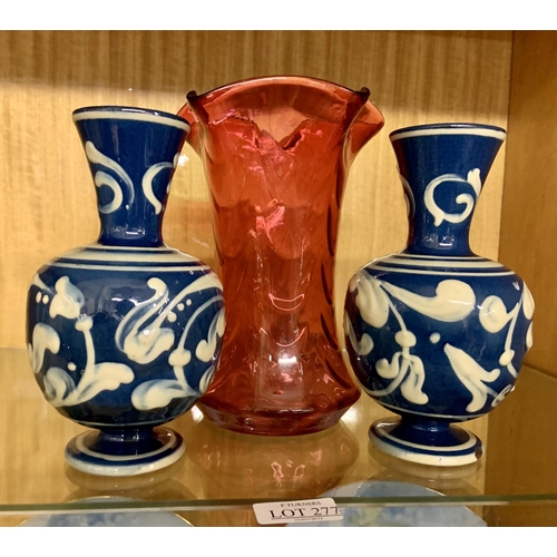 277 - A CRANBERRY GLASS VASE & A PAIR OF BLUE & CREAM VASES