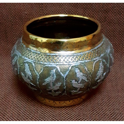 231 - ISLAMIC CAIROWARE POT - UNUSUAL DECORATION OF BIRDS -H:6.5CMS