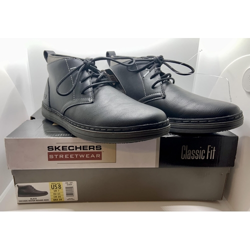 56 - BOXED PAIR OF SKECHERS HESTON REGANO MENS SHOES - WITH AIR COOLED MEMORY FOAM - BLACK - UK 7