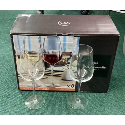 118 - BOXED SET OF 8 CHEF SOMMELIER LONG STEM WINE GLASSES