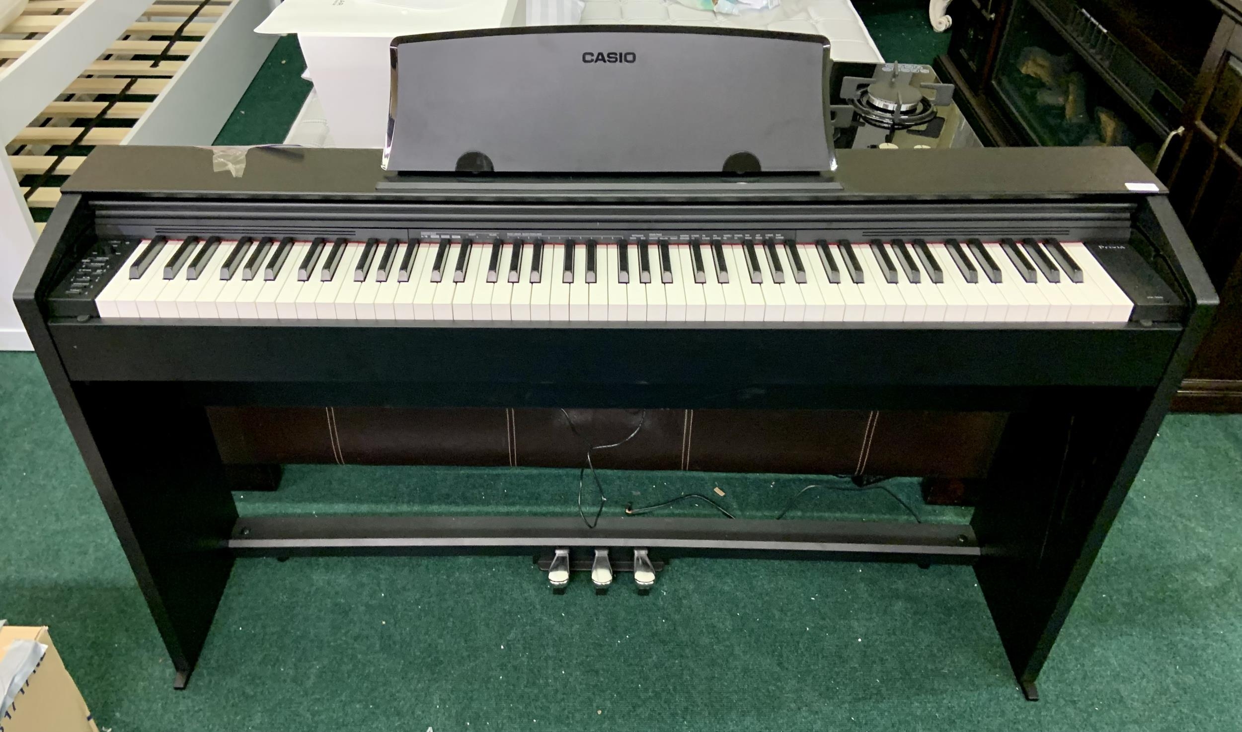 Casio CS-67 Keyboard Stand for PX-150/PX-160/PX-350/PX-360/PX-560 Bundle  with Casio SP-33 Pedal System, Austin Bazaar Instructional DVD, and  Polishing Cloth - Black : Amazon.ca: Musical Instruments, Stage & Studio