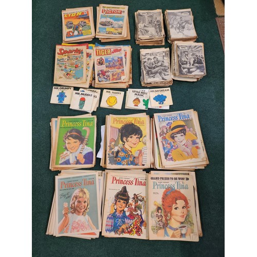 308 - LARGE QTY VINTAGE CHILDRENS COMICS INC. TWINKLE, PRINCESS, SPARKY, BEEZER, BIMBO, LION AND A QTY OF ... 