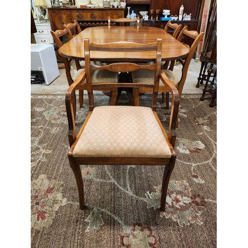 182 - OVAL DINING TABLE, WITH EXTRA LEAF AND SIX MATCHING DINING CHAIRS, 2 X CARVERS/4 X DINING CHAIRS, WI... 