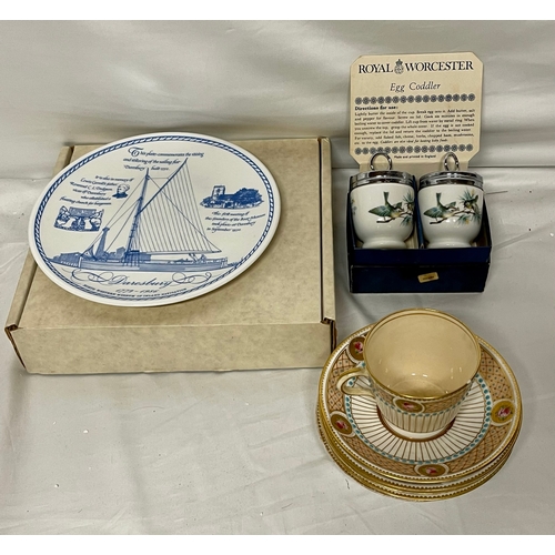 278 - MISCELLANEOUS CHINA -INCL. A PAIR OF BOXED ROYAL WORCESTER EGG CODDLERS WITH CHROME LIDS & INSTRUCTI... 