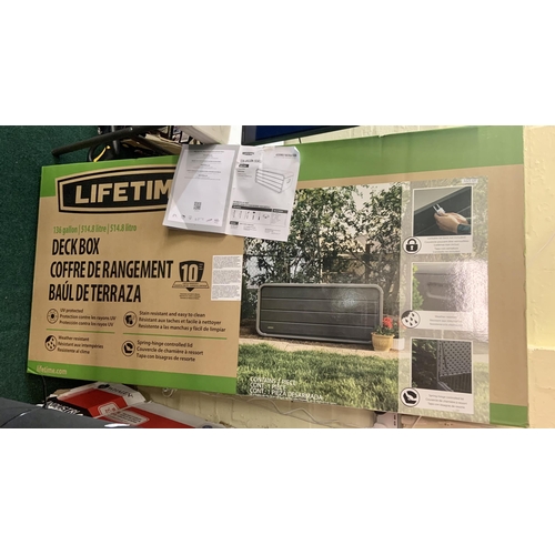 137 - LIFETIME 136 GALLON DECKBOX -BOX