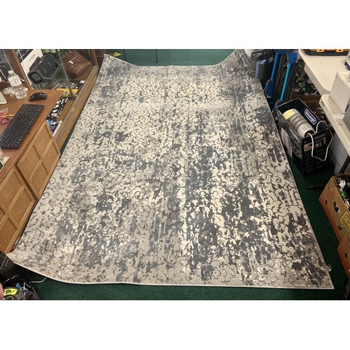 Lot 48        