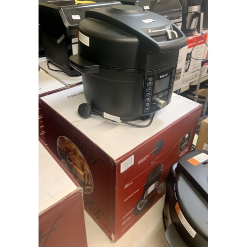 62 - BOXED INSTANT POT DUO CRISP WITH THE ULTIMATE LID 13IN ONE MULTI COOKER. PRESSURE COOKER AND AIRFRYE... 