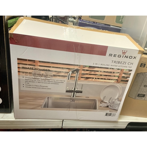 95 - BOXED REGINOX 3 IN ONE BOILING WATER KITCHEN TAP