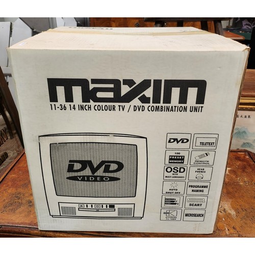215 - BOXED MAXIM 14 INCH COLOUR TV WITH BUILT IN DVD PLAYER MAXIM 11-36 (AS/NEW)