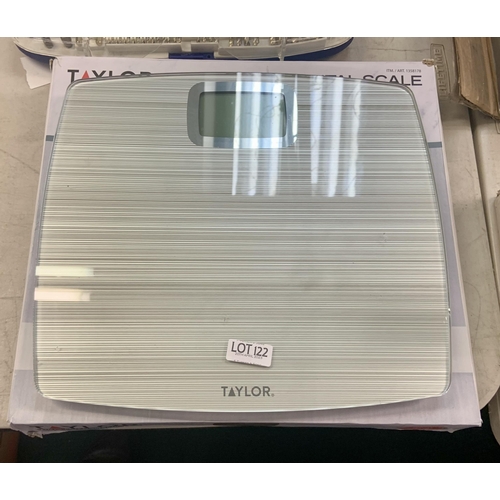 Lot 122       