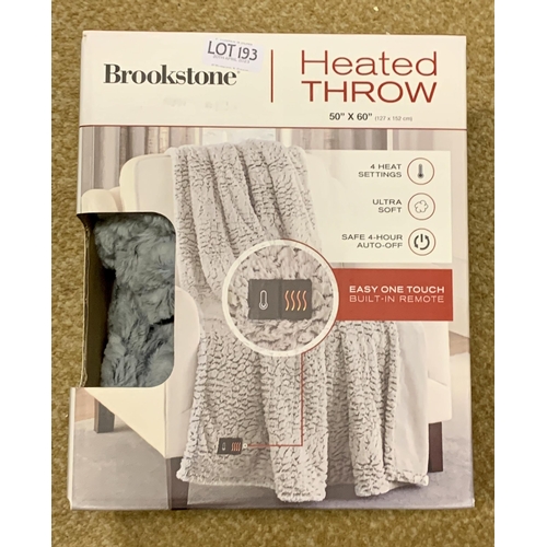 193 - BOXED BROOKSTONE HEATED THROW 127CM BY 152 CM GREY PLUSH