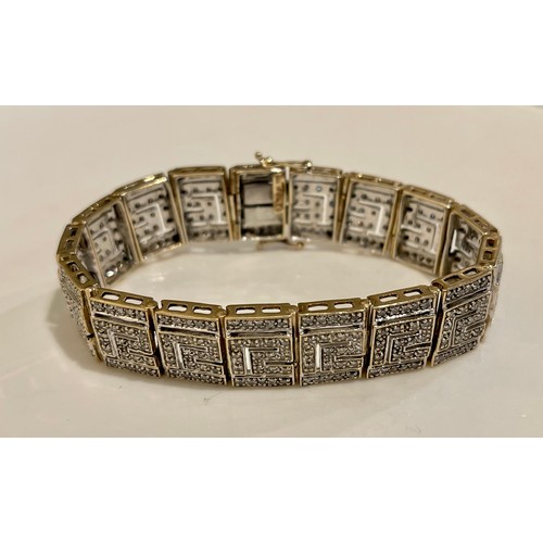 369 - A 9CT GOLD & DIAMOND ART DECO GREEK KEY PATTERN BRACELET