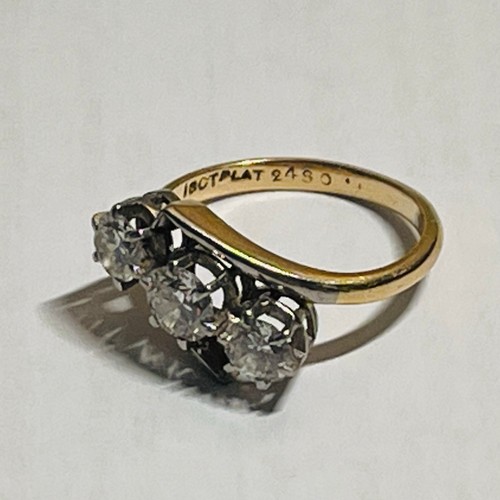 378 - A QUALITY 18CT YELLOW GOLD AND PLATINUM SET DIAMOND TRIO CROSSOVER RING -THE THREE STONES OF EXCEPTI... 