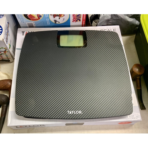 107 - BOXED TAYLOR GLASS DIGITAL BATHROOM SCALE