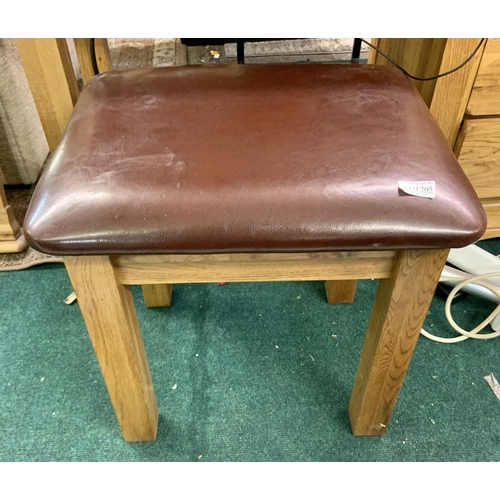 205 - OAK FURNITURE LAND - LIGHT OAK REXENE SEAT STOOL