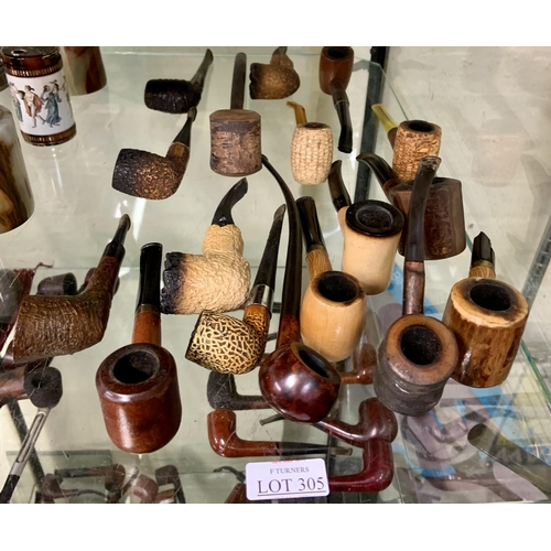 305 - APPROX 16 CORN COB PIPES - VARIOUS