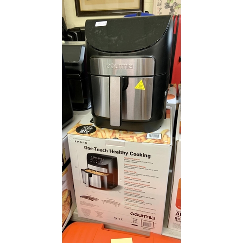 64 - BOXED GOURMIA 6.7L DIGITAL AIR FRYER