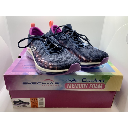 119 - BOXED PAIR OF SKECHERS AIR COOLED MEMORY FOAM TRAINERS - NAVY OMBRE - UK SIZE 4