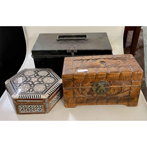 400 - A HEXAGONAL MOTHER OF PEARL INLAID ORIENTAL STYLE BOX, A CARVED WOODEN ORIENTAL STYLE BOX AND A META... 