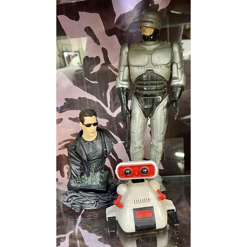 415 - A TOMY MY ROBOT OMS-B, A MATRIX NEO LTD EDITION FIGURINE 4008 OF 8000 TOGETHER WITH A HORIZON ROBOCO... 