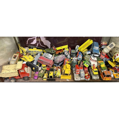 418 - LARGE QTY OF VINTAGE MODEL CARS INC. MAJORETTE, MATCHBOX, SUPERKING, DINKY, MATCHBOX KING SIZE, DINK... 