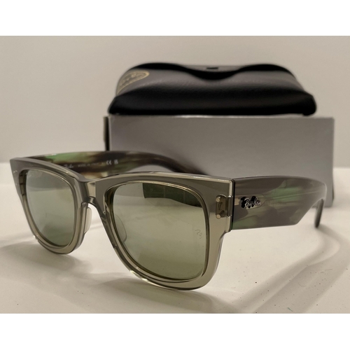 13 - BOXED PAIR RAYBAN SUNGLASSES 'MEGA WAYFARER' RB0840S WITH BOX AND CASE