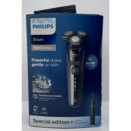 28 - BOXED PHILIPS 5000 SERIES SHAVER SPECIAL EDITION WITH PHILIPS NOSE TRIMMER