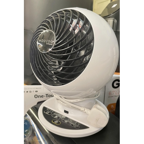 50 - IRIS WOOZOO DESK FAN  WHITE (NO R/C)