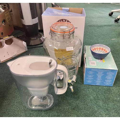 57 - BRITA MAXTRA+XL STYLE JUG +1 CARTRIDGE 3.6L TOGETHER WITH BOXED SET OF 6 SIGNATURE HOUSEWARES SNACK ... 
