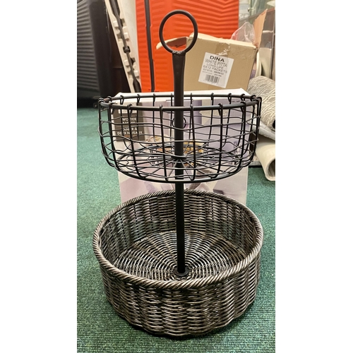 Lot 62        
