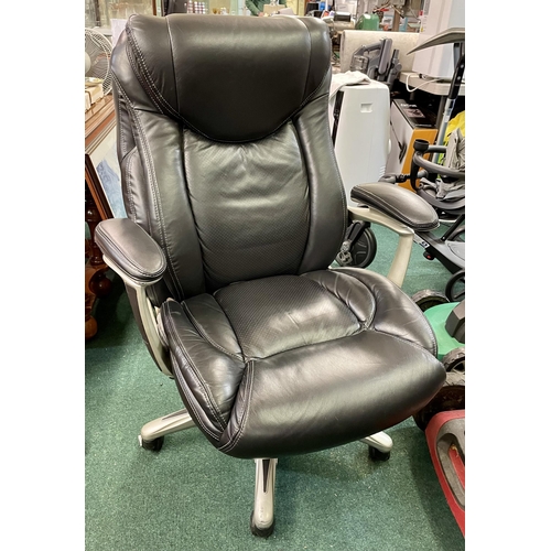 True innovations black discount leather executive office chair