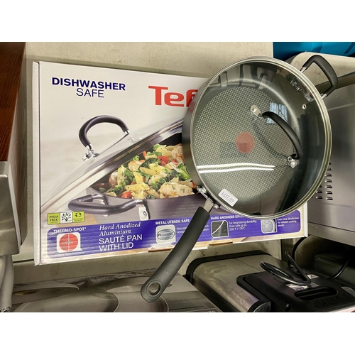 69 - BOXED TEFAL 30CM SAUTEE PAN WITH LID