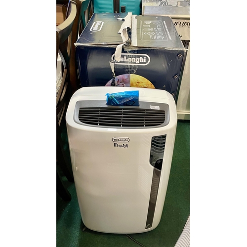 102 - BOXED DELONGHI PINGUINO PORTABLE AIRCON WITH PIPES