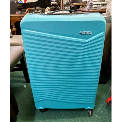 119 - LARGE AMERICAN TOURISTER CASE - TEAL BLUE (TEXTURED DESIGN)