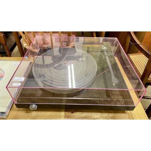 312 - PINK TRIANGLE LPT GTI TURNTABLE WITH ROKSAN TABRIZ TONE ARM (NO STYLUS)