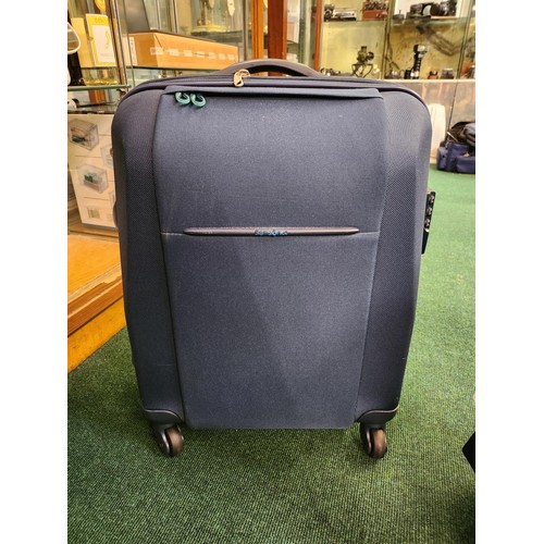 121A - SAMSONITE - HARDSIDE FABRIC BLUE SPINNER CABIN CASE