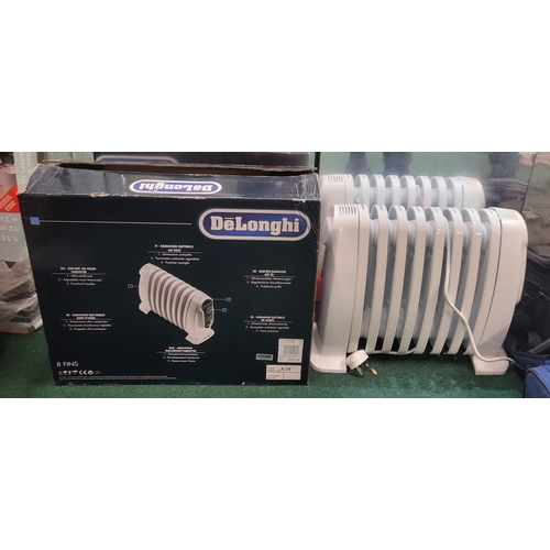 130A - BOXED DELONGHI MEDIUM OIL FILLED RADIATOR IN WHITE