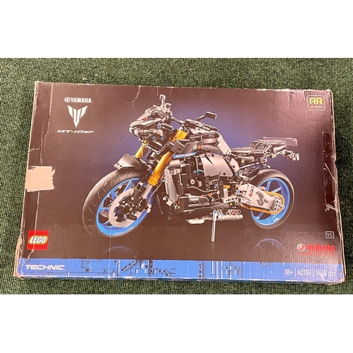 5 - BOXED LEGO YAMAHA MT-10SP WITH INSTRUCTIONS