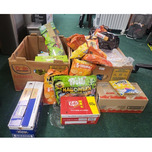 147 - 2X BOXES OF CONFECTIONARY -INCL LARGE QTY OF KINDER BUENO/KITKATS/SMARTIES ETC